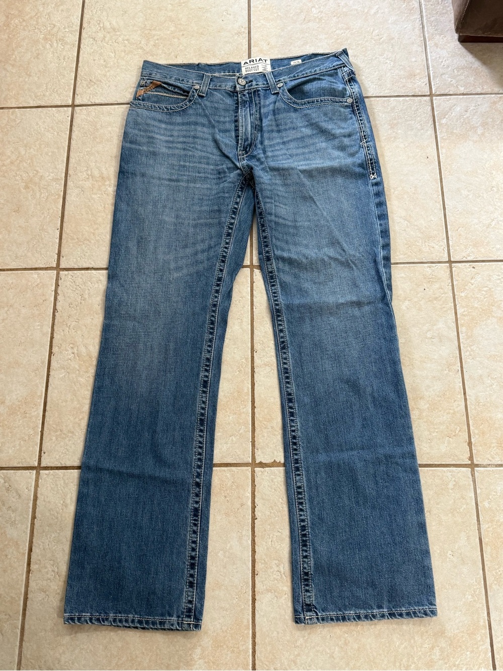 Ariat m4 low rise Relaxed Boot Cut Jeans 36x36 - Picture 2 of 7